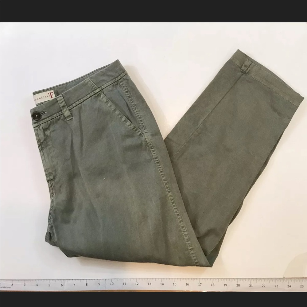 4 LOVE AND LIBERTY STRAIGHT LEG PANTS GREEN SIZE M